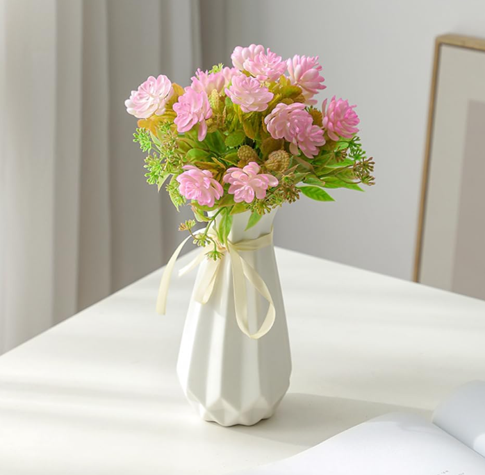 Origami-Style Geometric Ceramic Vase – Modern Artistic Home Decor